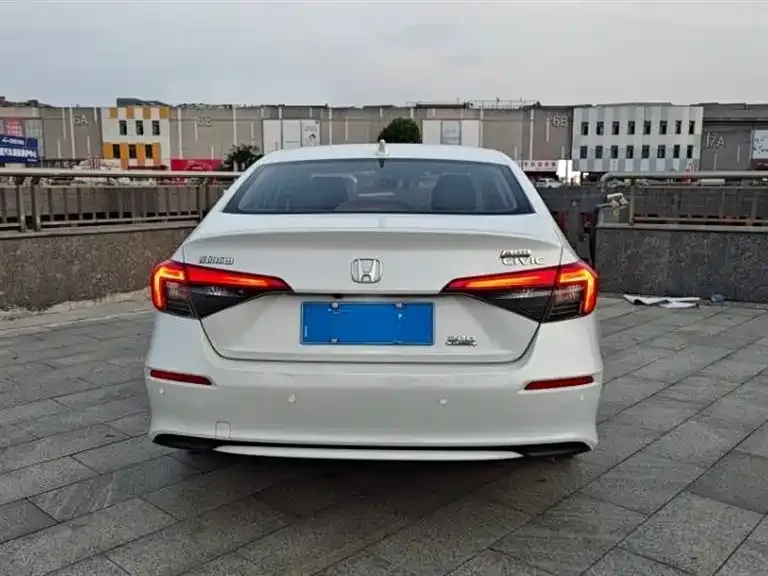 Honda Civic — фото 8