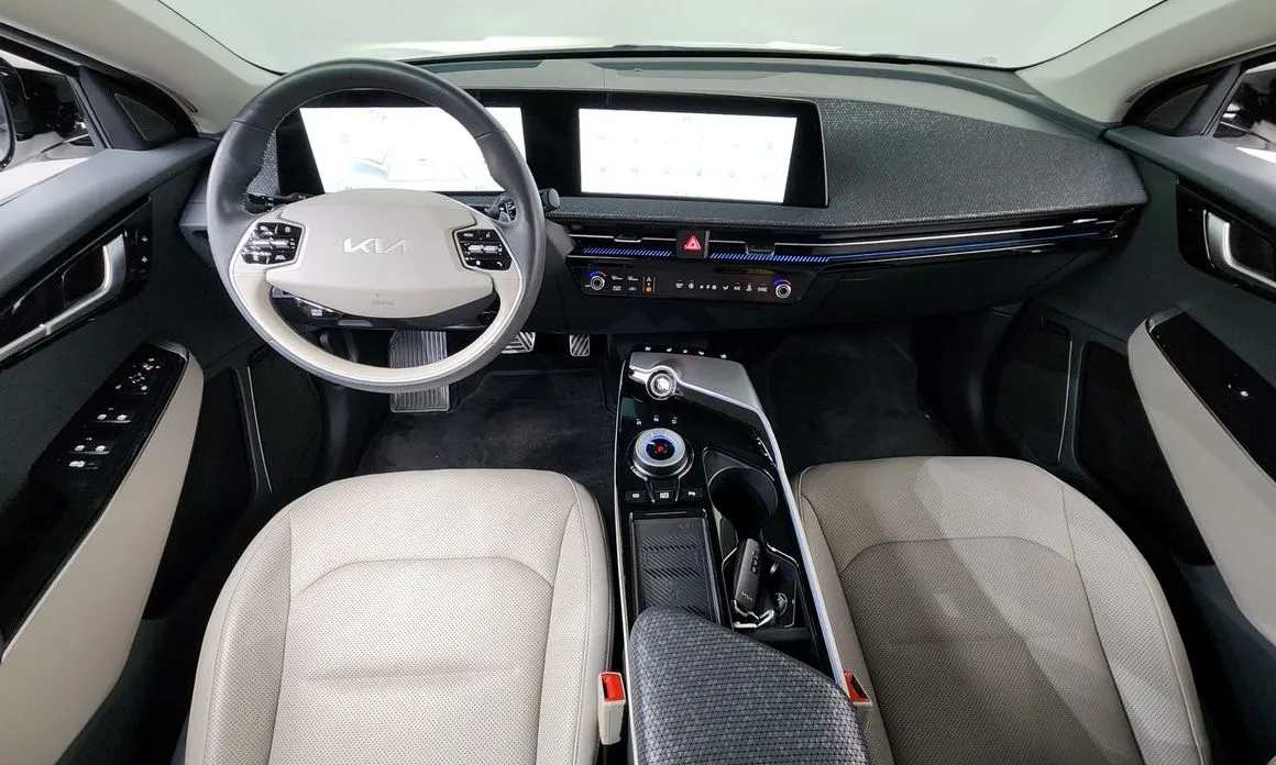 Kia EV6 — фото 10