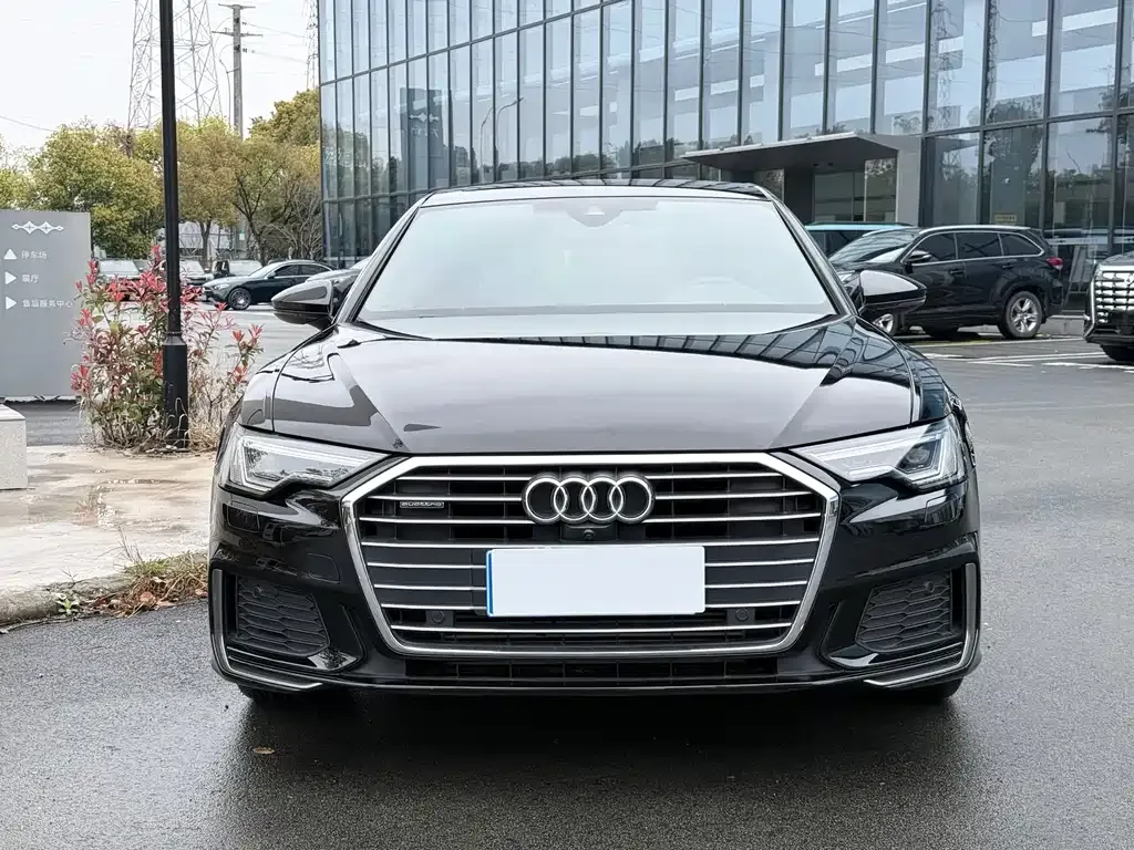 Audi A6L 2022 из CN, фото 6