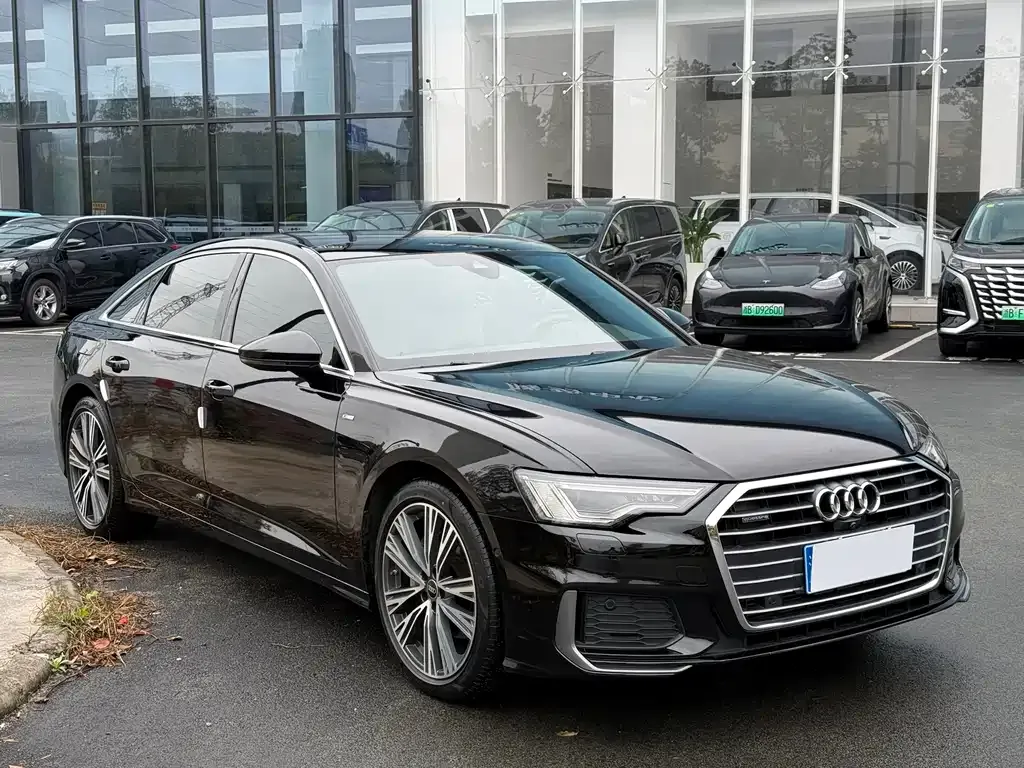 Audi A6L 2022 из CN, фото 9
