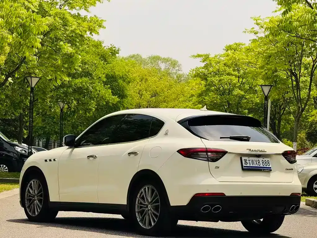 Maserati Levante — фото 7