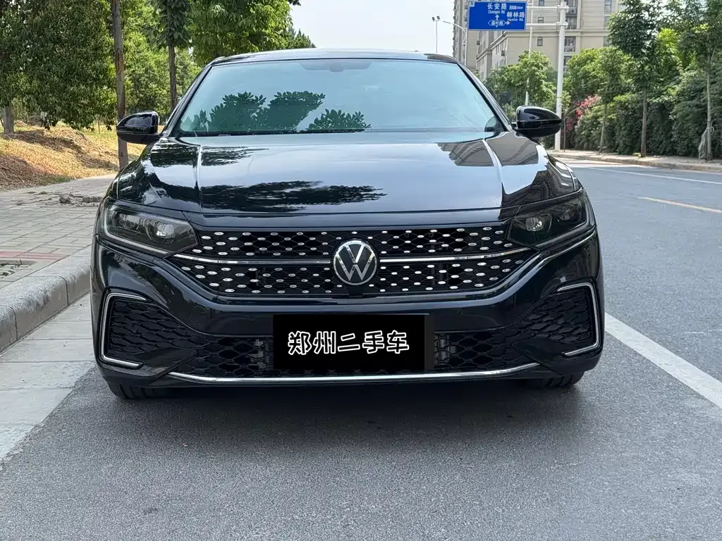 Volkswagen Passat — фото 6