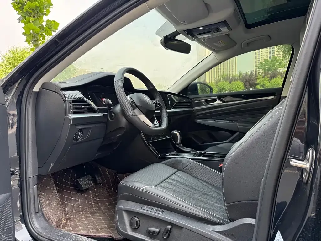 Volkswagen Passat — фото 4
