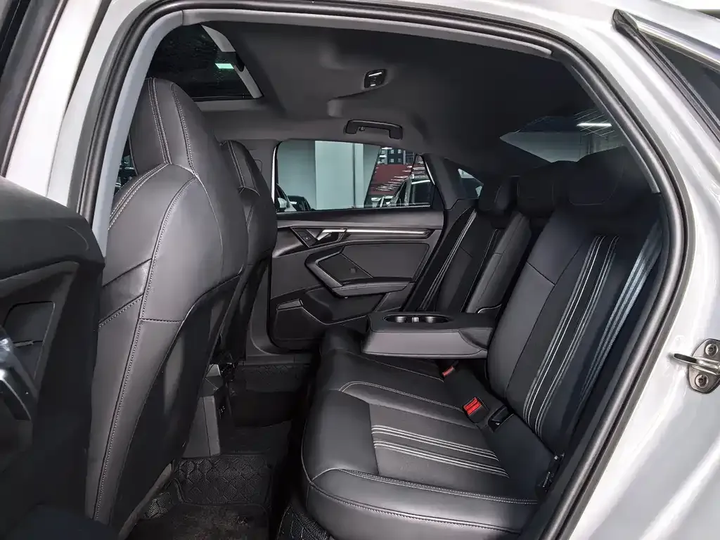 Audi A3 2022 из CN, фото 9