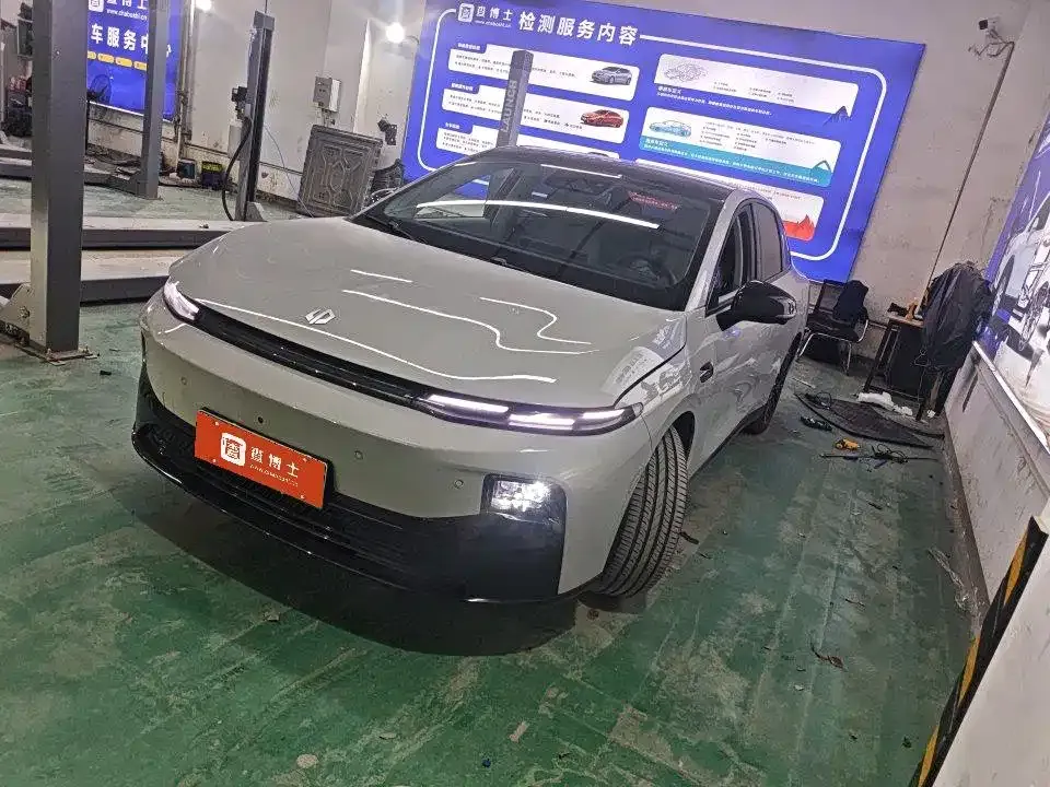Leapmotor B01