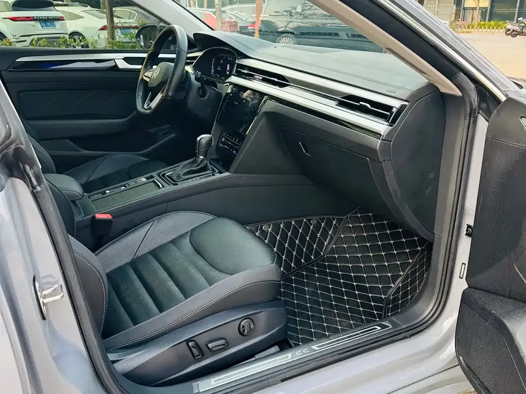 Volkswagen CC 2023 из CN, фото 5