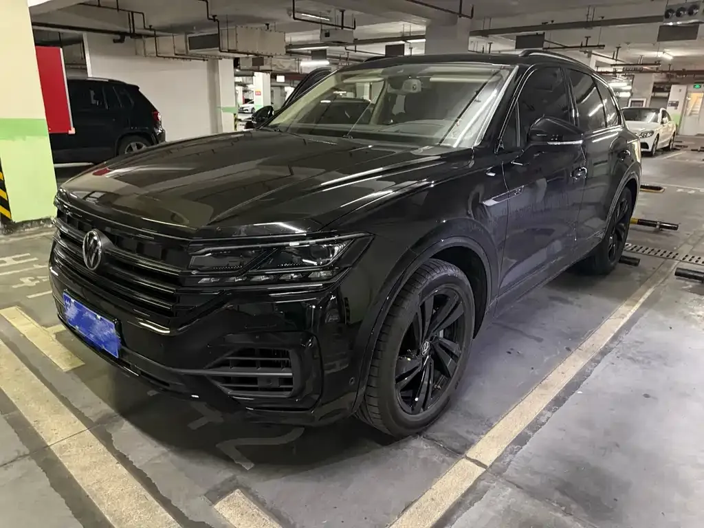Volkswagen Touareg 2023 из CN, фото 1