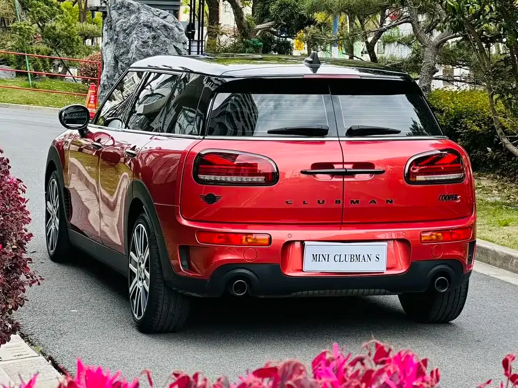 MINI Clubman — фото 8