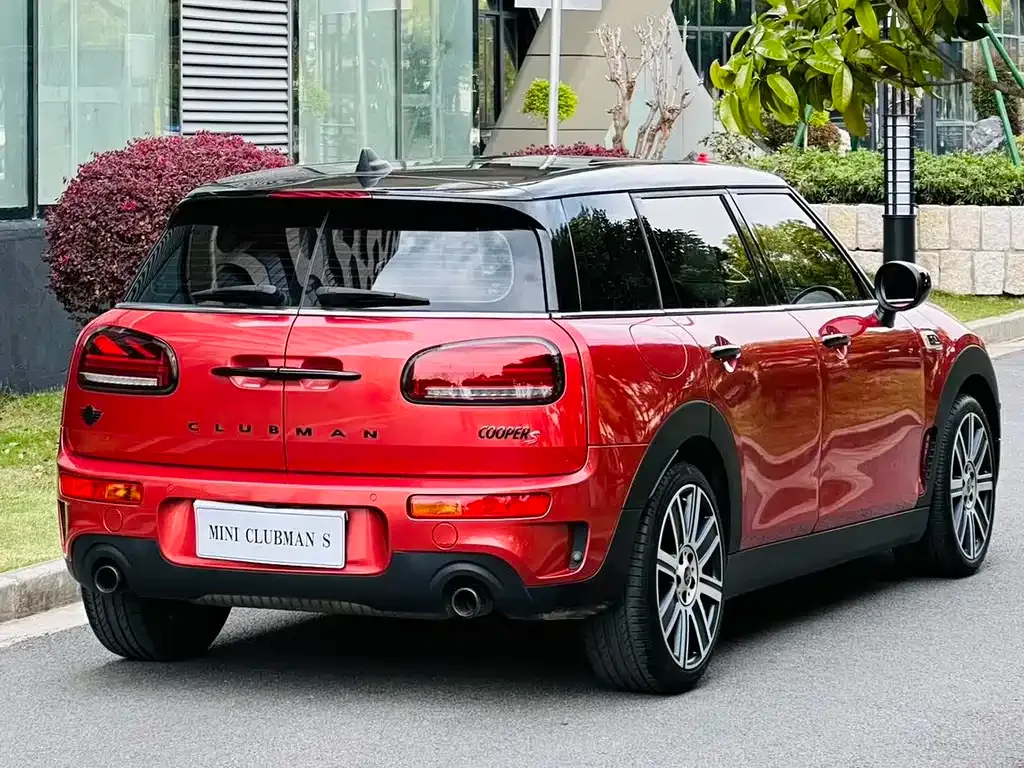MINI Clubman — фото 4