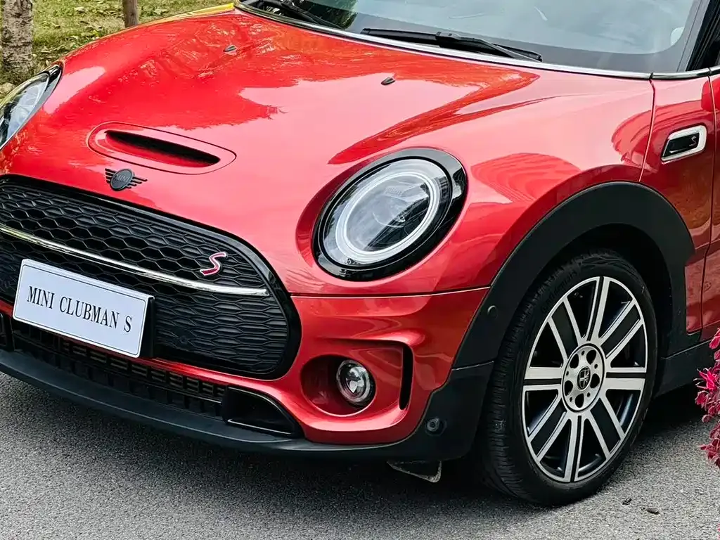 MINI Clubman — фото 6