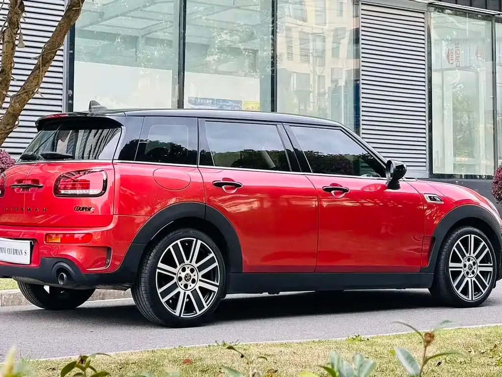 MINI Clubman — фото 10