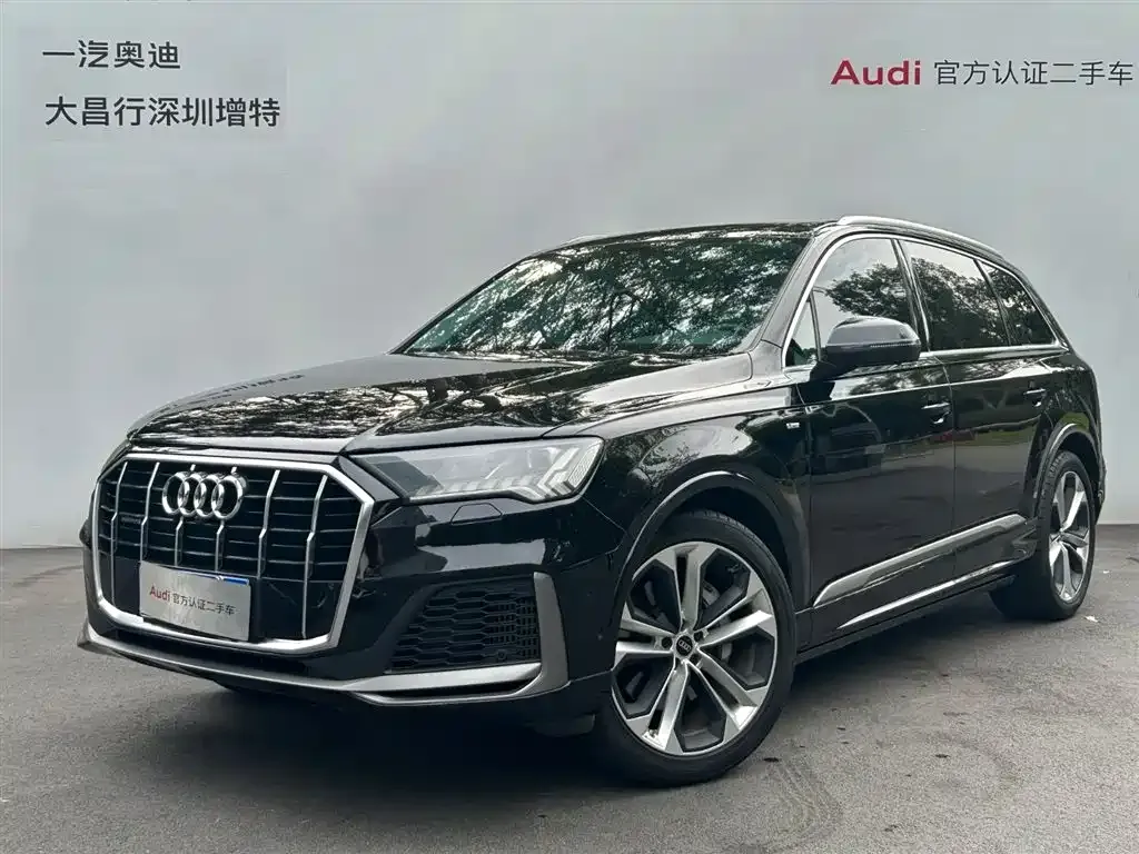 Audi Q7 — фото 1