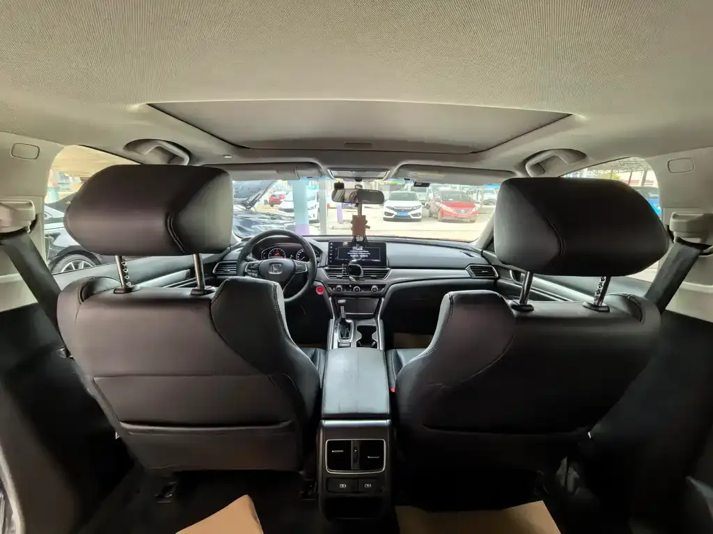 Honda Accord 2023 из CN, фото 7