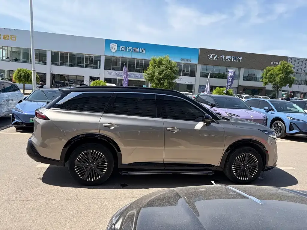 Nissan Teramont 2024 из CN, фото 8