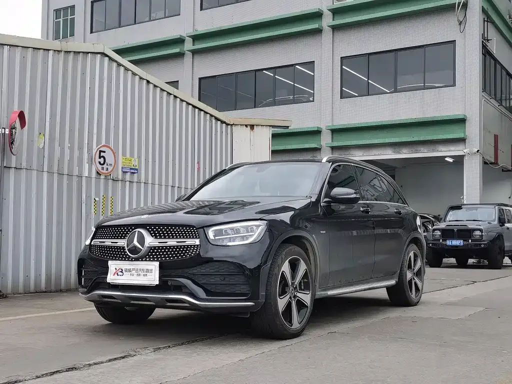 Mercedes-Benz GLC — фото 1