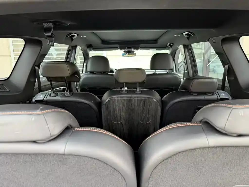 Geely Haoyue L 2023 из CN, фото 2