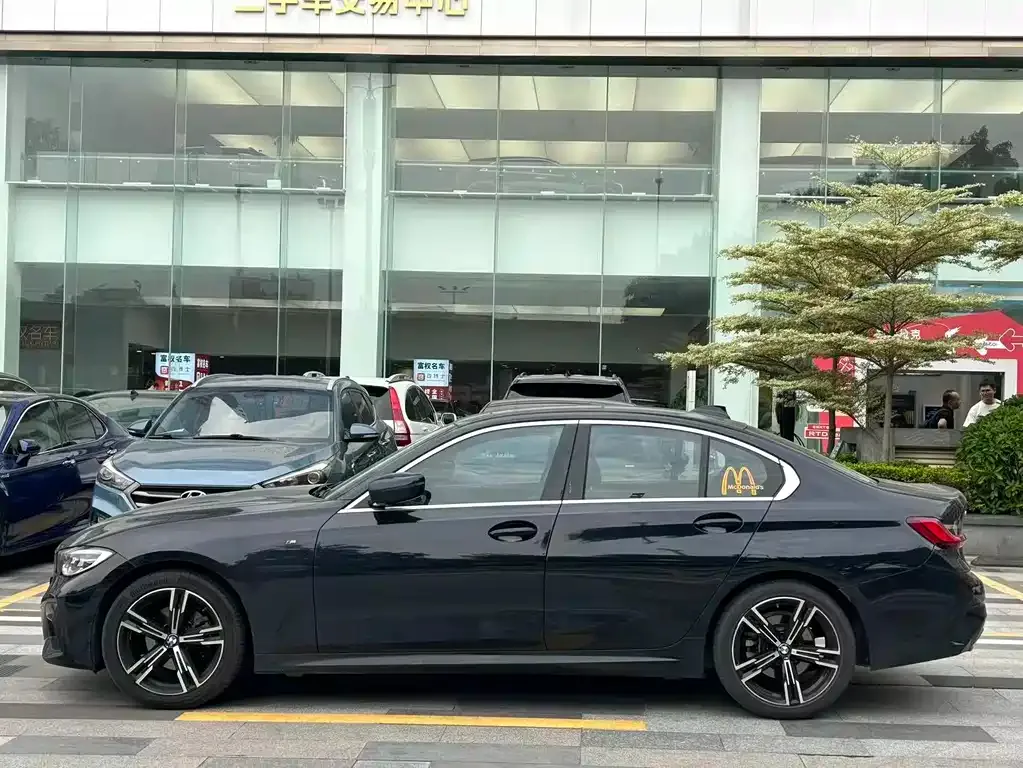 BMW 3 Series 2022 из CN, фото 5