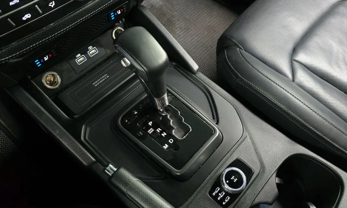 KG Mobility (Ssangyong) Rexton — фото 7