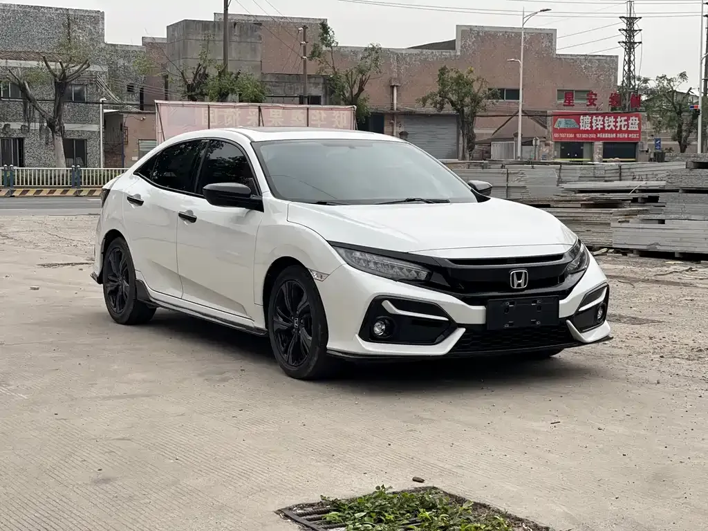 Honda Civic — фото 10