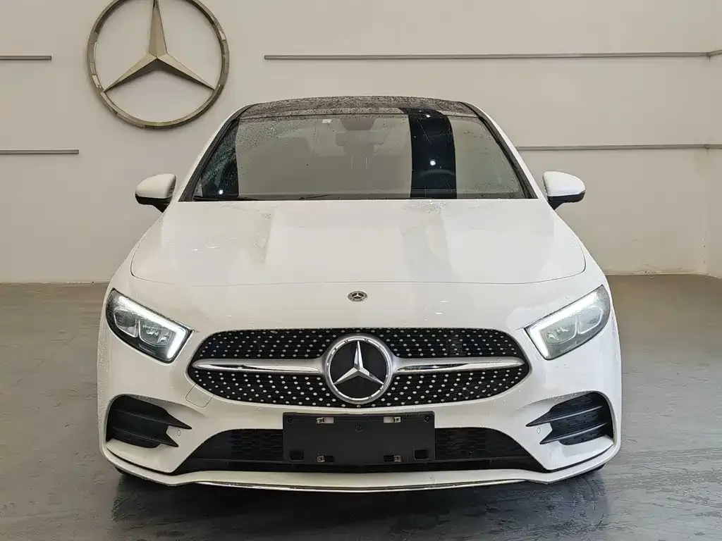 Mercedes-Benz A-Class — фото 9