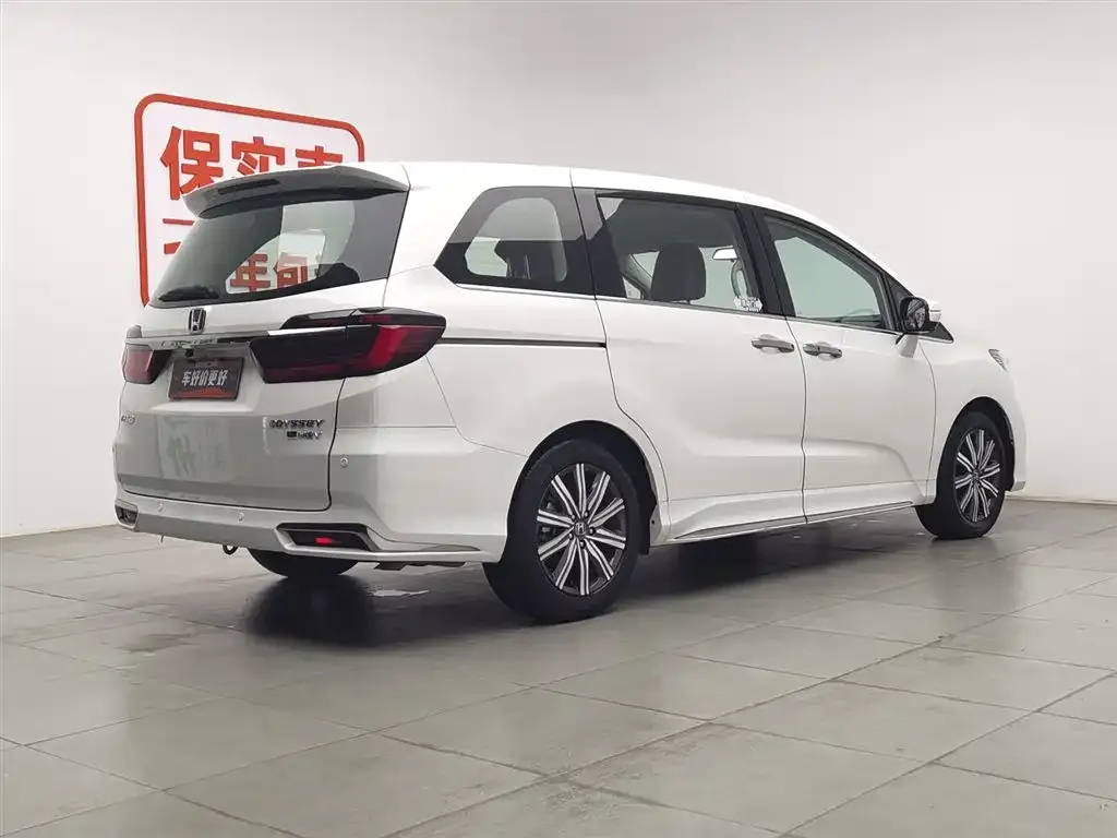 Honda Odyssey 2023 из CN, фото 3