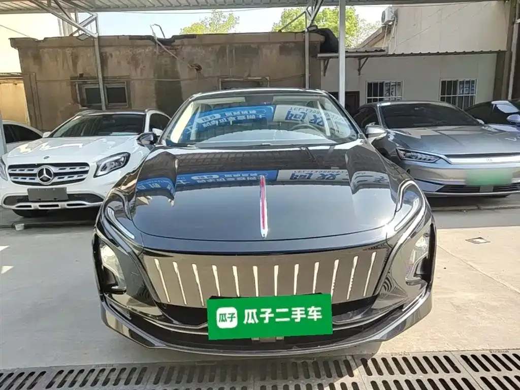 Hongqi E-QM5 — фото 5