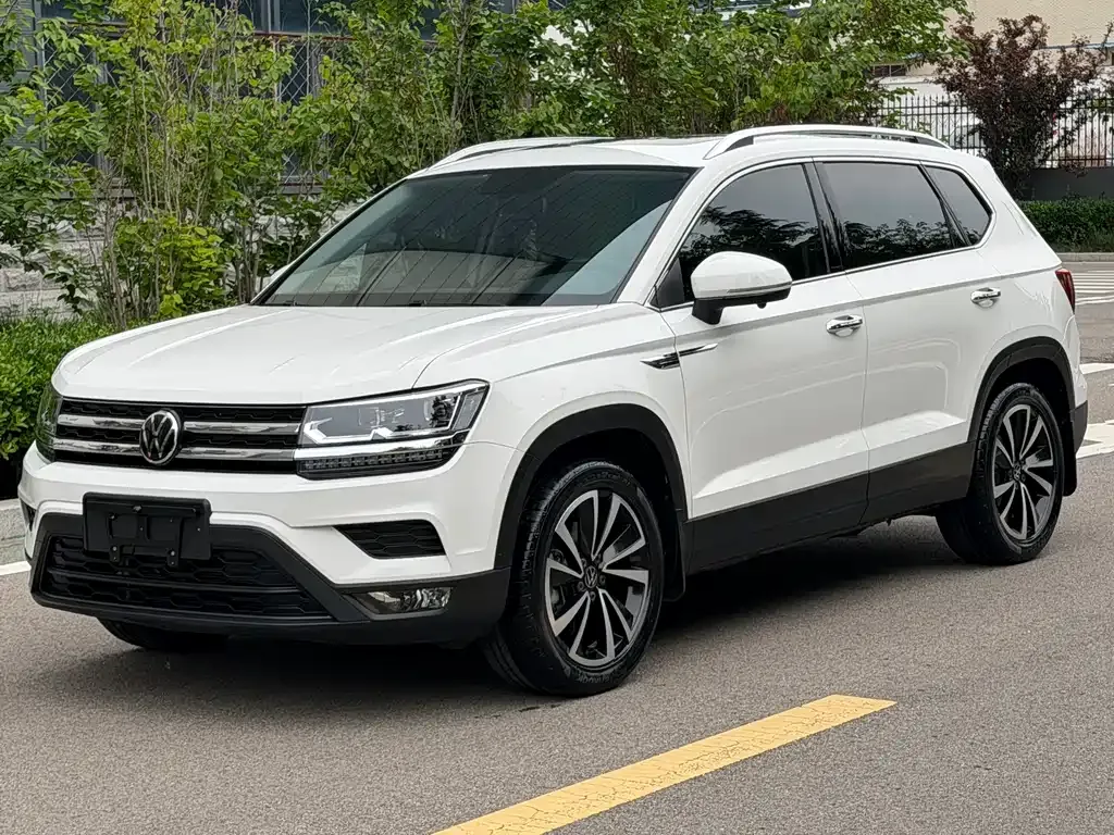 Volkswagen Tharu — фото 1