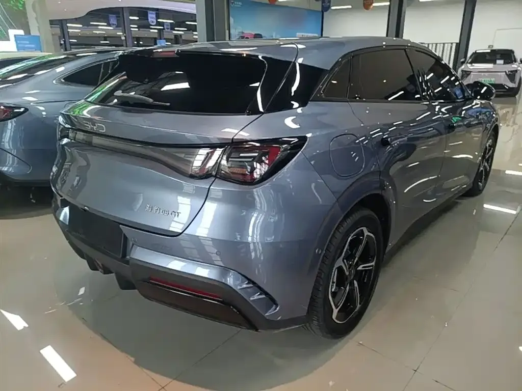 BYD Seal 06GT — фото 9