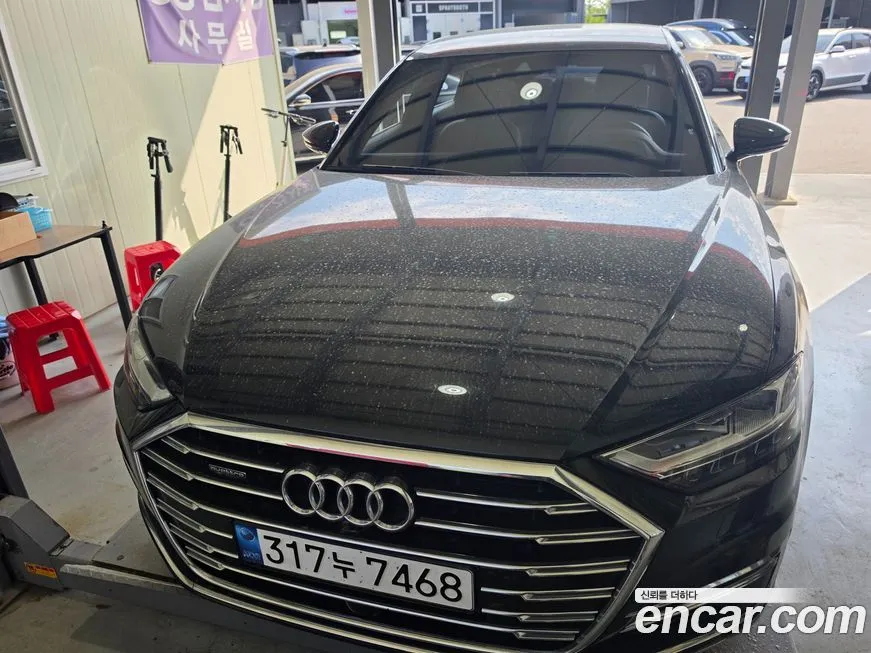Audi A8