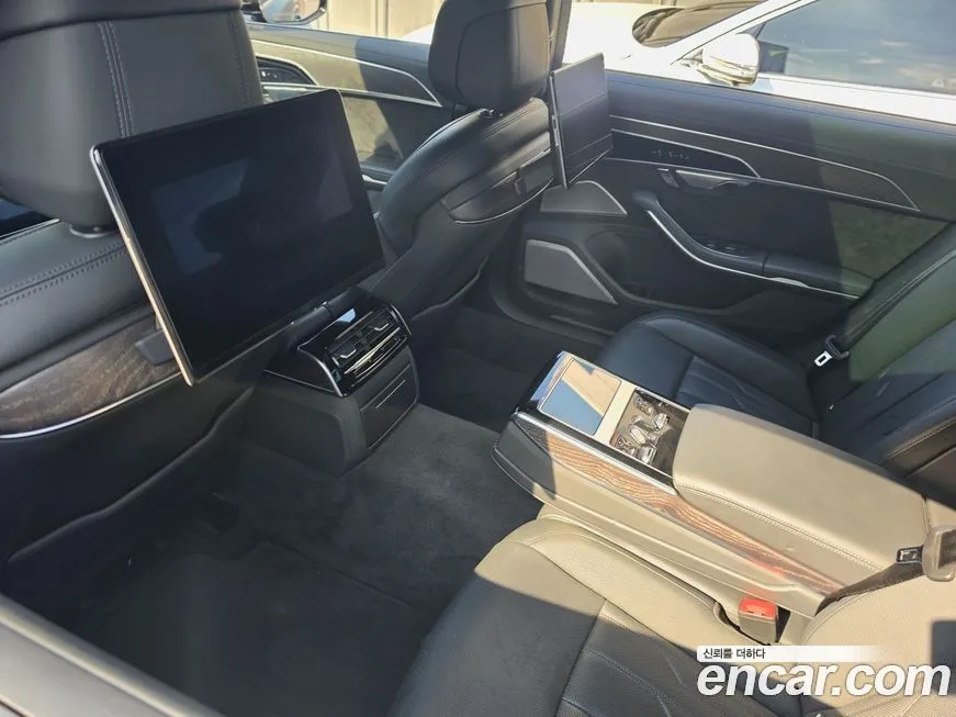 Audi A8 2021 из KR, фото 5