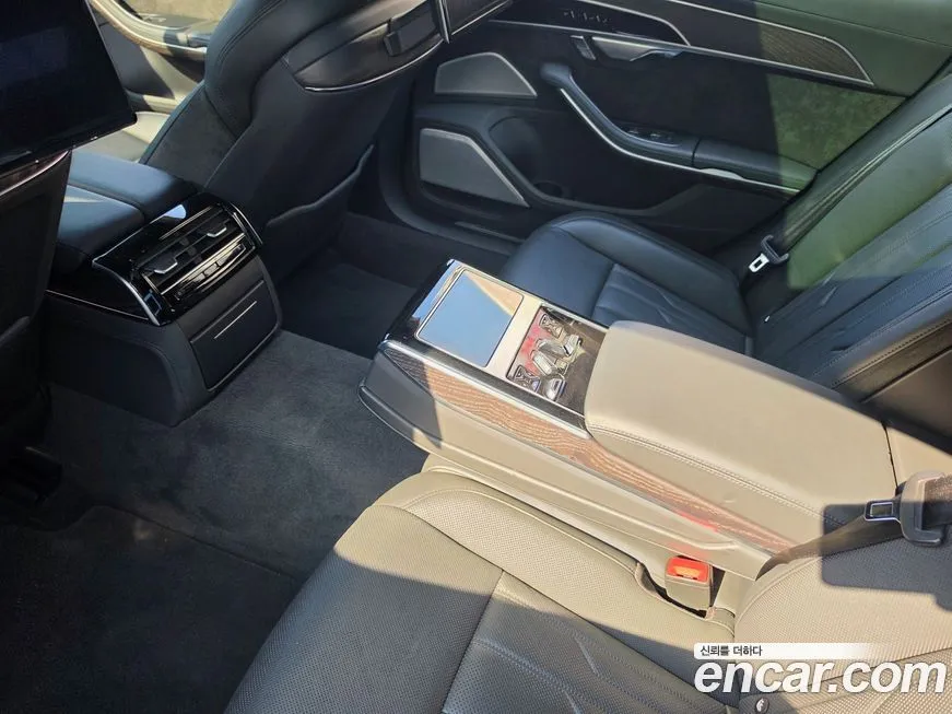 Audi A8 2021 из KR, фото 6