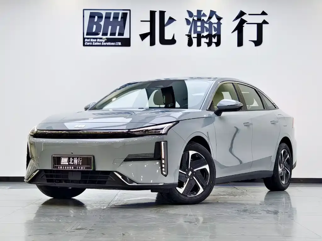 Geely Galaxy L6