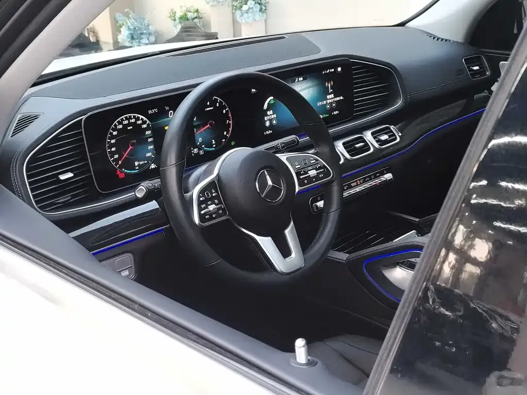 Mercedes-Benz GLE — фото 5