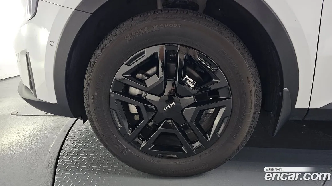 Kia Sorento — фото 6