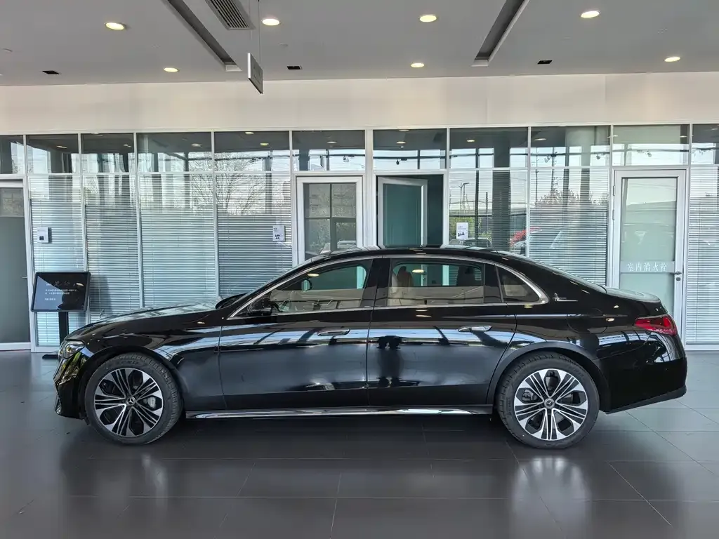 Mercedes-Benz E-Class New Energy — фото 10