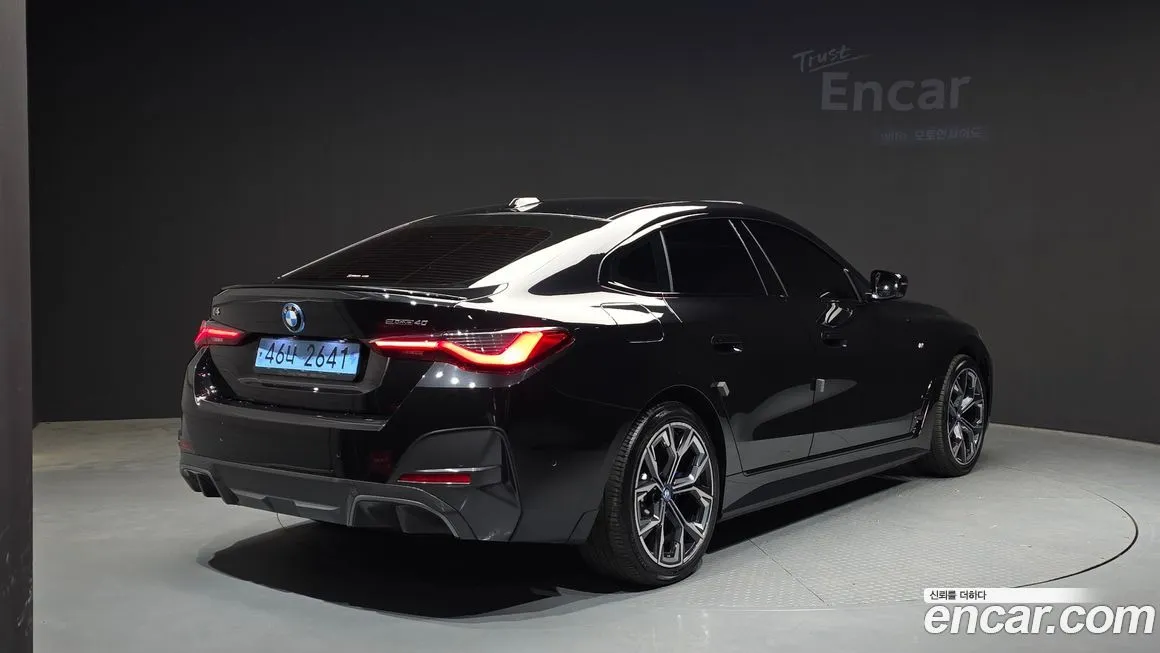 BMW i4 2023 из KR, фото 4