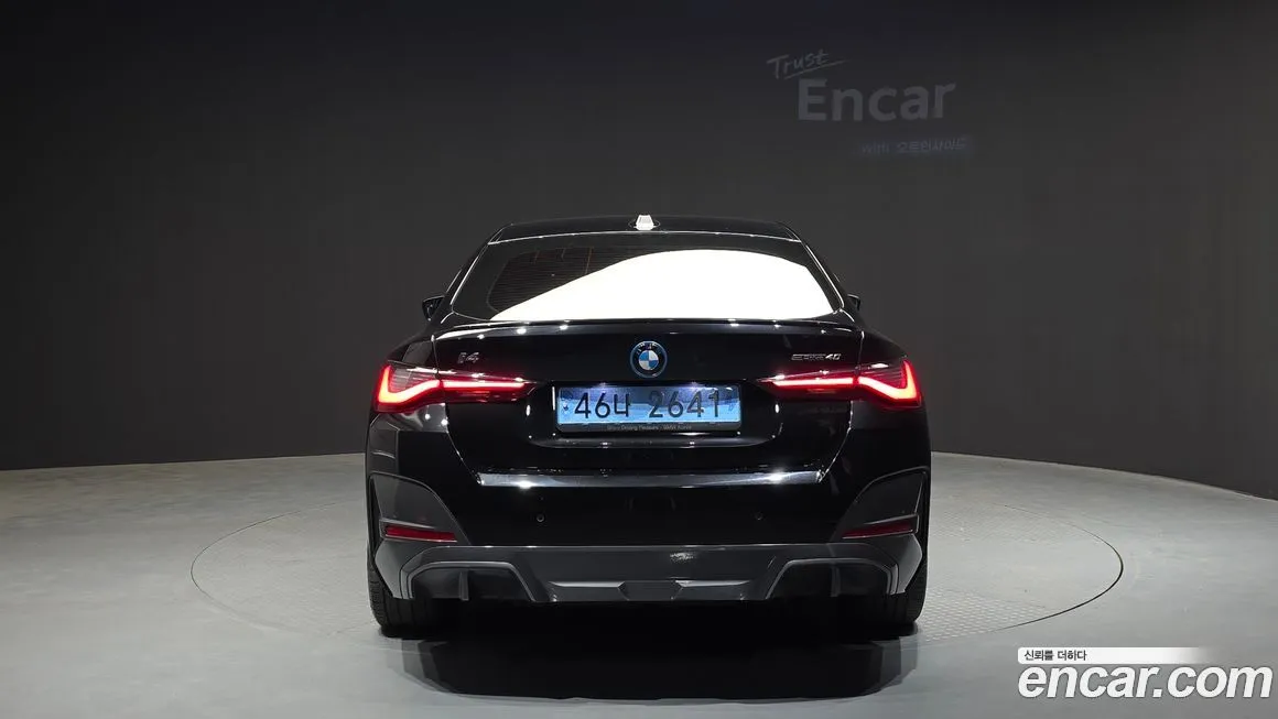 BMW i4 2023 из KR, фото 2