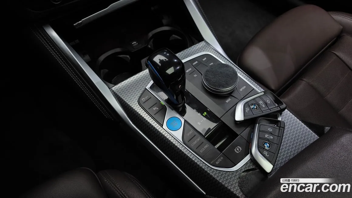 BMW i4 2023 из KR, фото 8