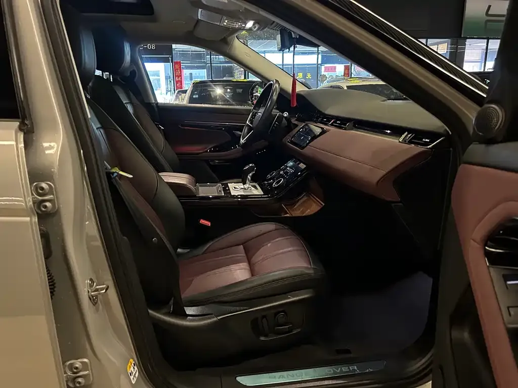 Land Rover Evoque — фото 4