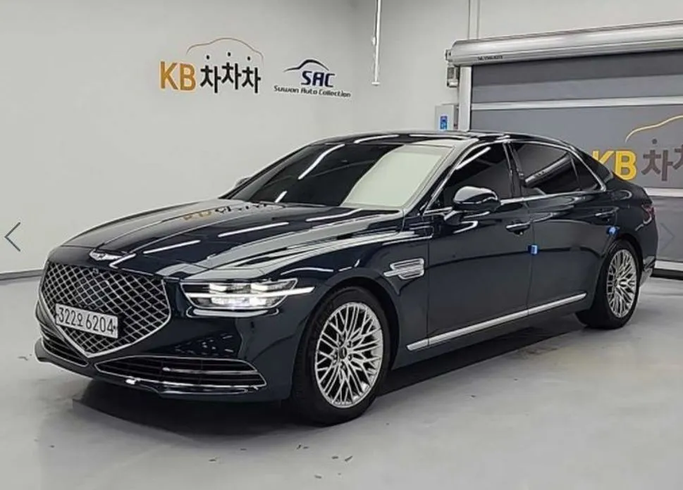 Genesis G90 — фото 1
