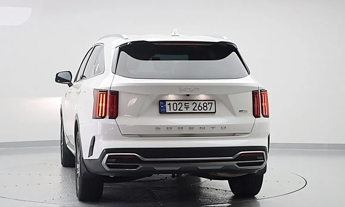 Kia Sorento — фото 10