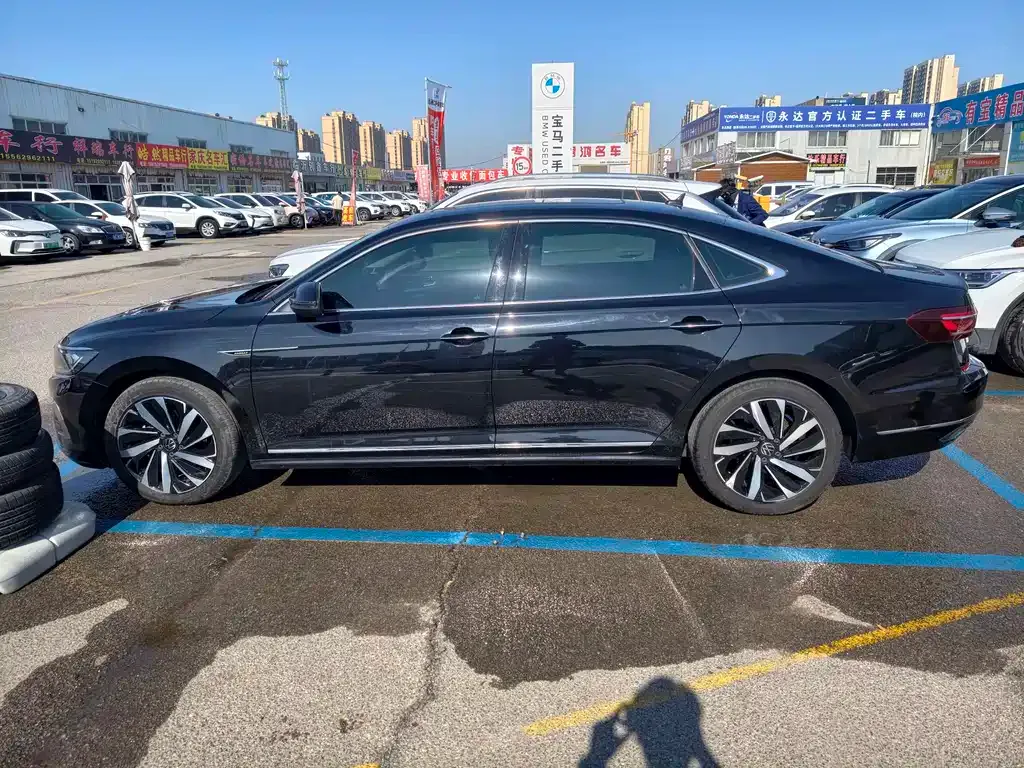 Volkswagen Passat — фото 3