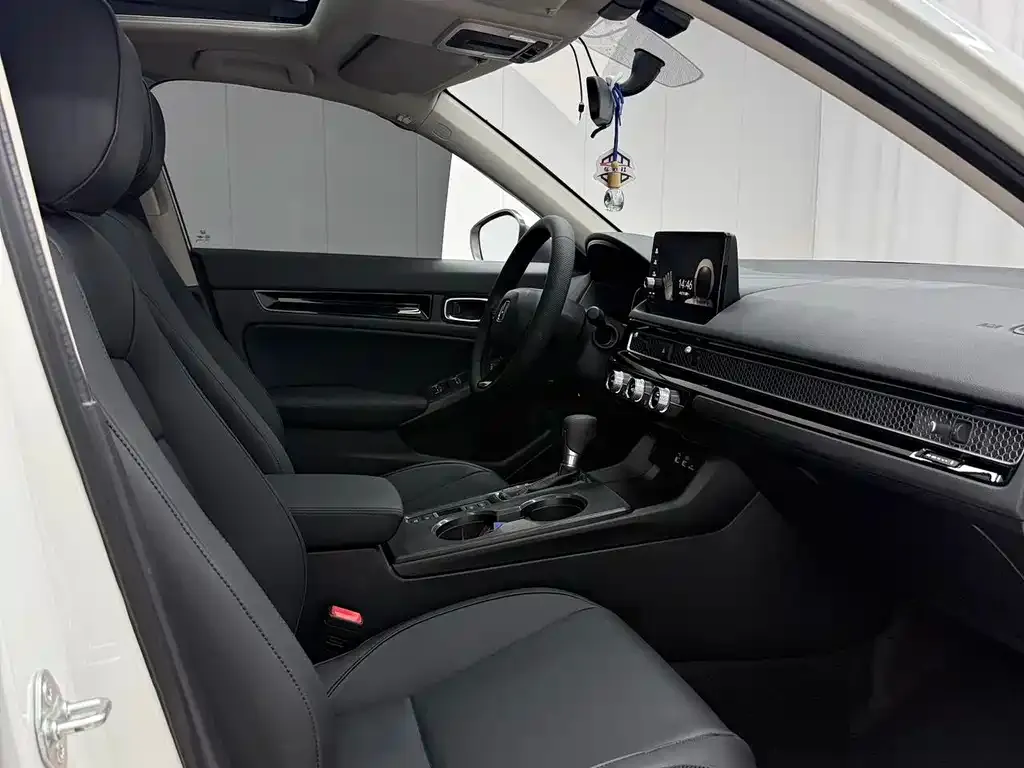 Honda Civic 2022 из CN, фото 10