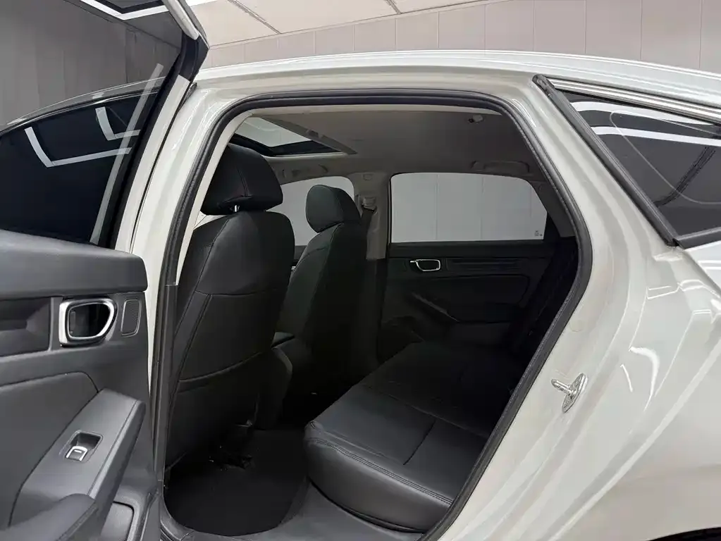 Honda Civic 2022 из CN, фото 4