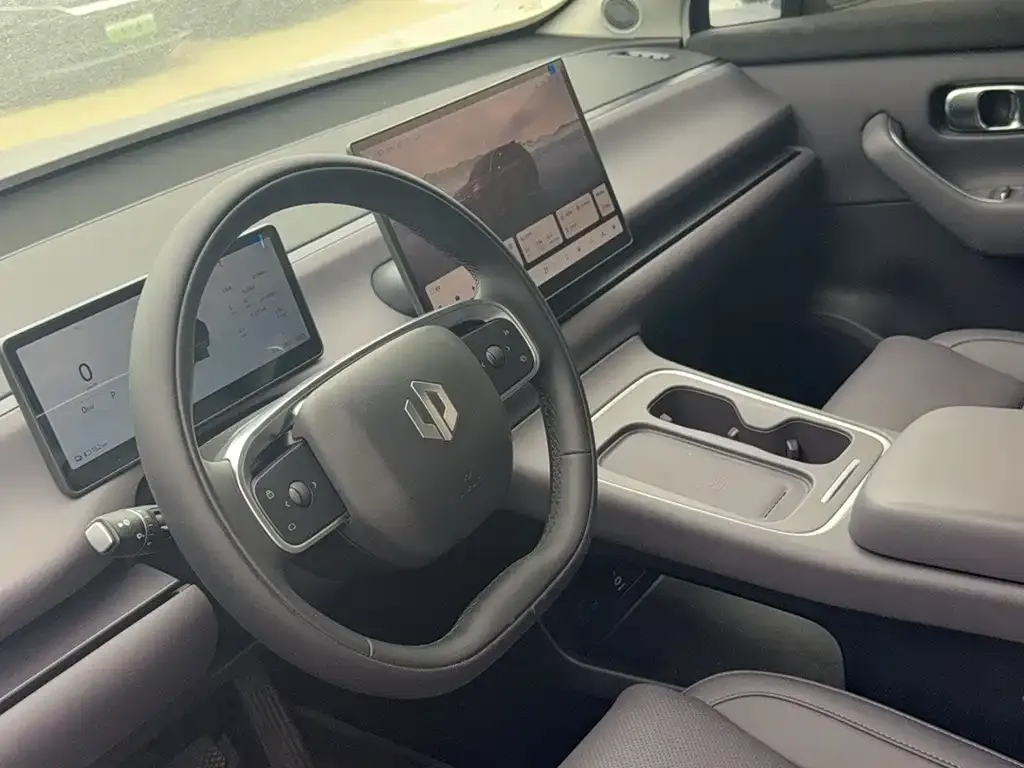 Leapmotor C10 — фото 6
