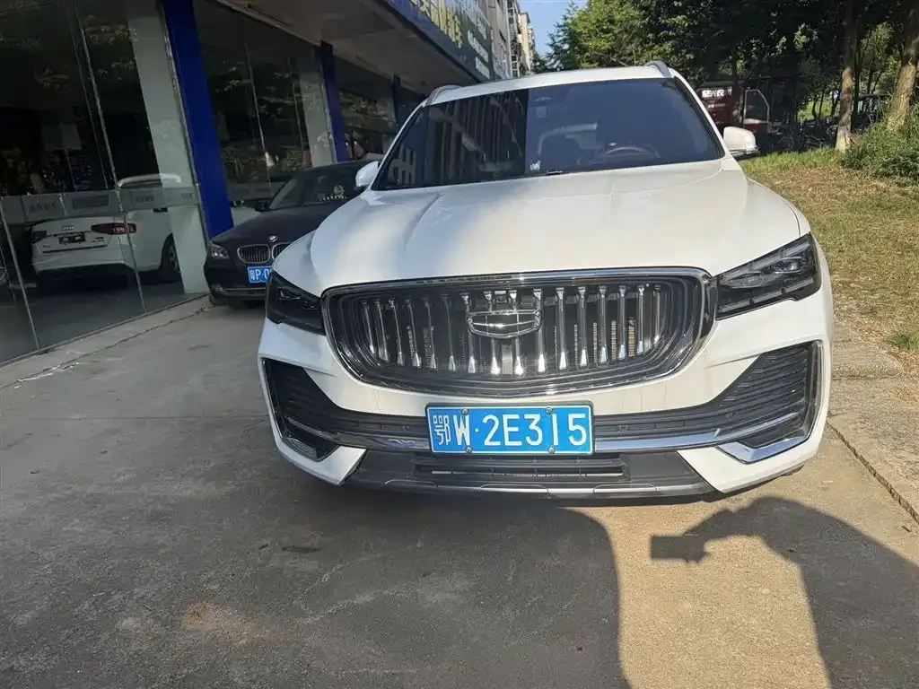 Geely Xingyue L — фото 4