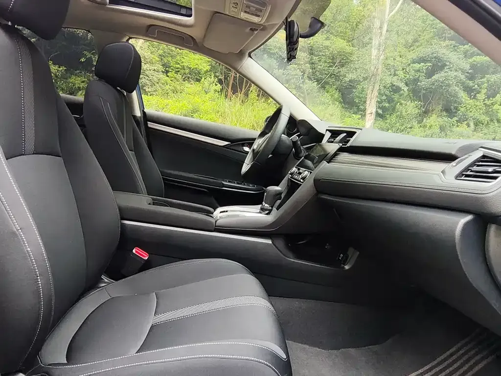 Honda Civic — фото 4