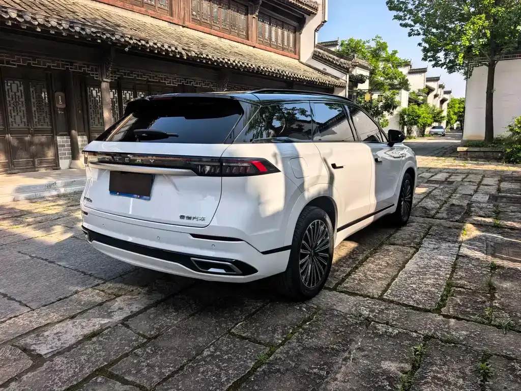 Chery Tiggo 9 — фото 10