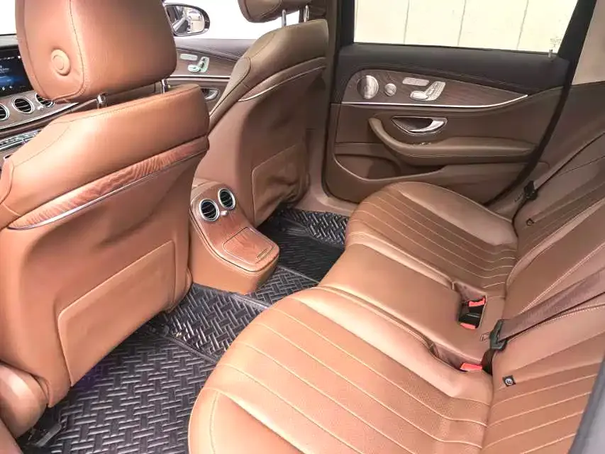 Mercedes-Benz E-Class 2022 из CN, фото 2