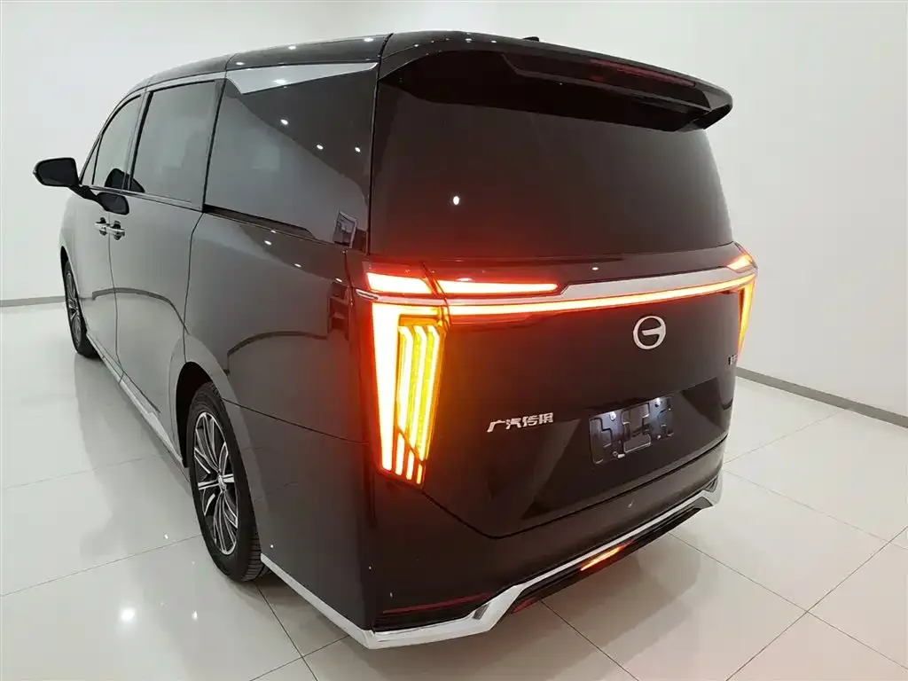 GAC Motor Trumpchi M8 — фото 8